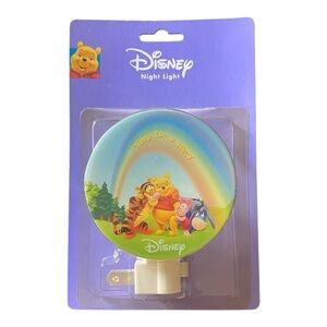 NWT-DISNEY-WINNIE THE POOH AND FRIENDS NIGHTLIGHT